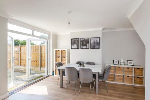 196 Long Lane, Bexleyheath, DA7 5AQ