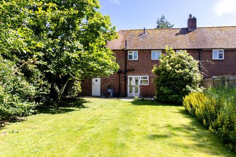 4 Baring Close, East Stratton, Winchester, SO21 3DY