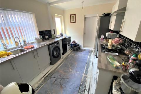 3 bedroom terraced house for sale, Victoria Road, Ellesmere Port