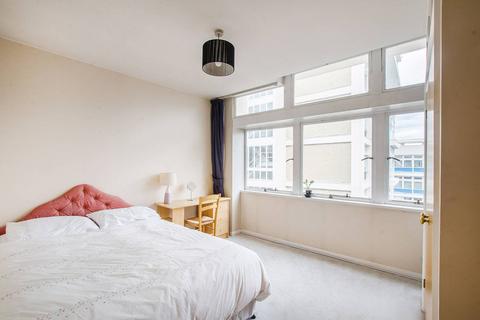 3 bedroom flat to rent, Newington Causeway, Elephant and Castle, London, SE1