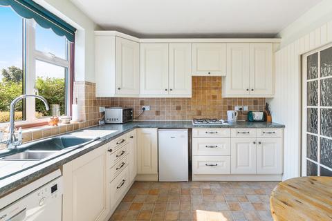 51 Sunnybank, Epsom, KT18 7DY