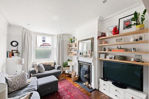 20 Studley Grange Road, London, W7 2LX