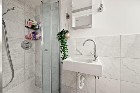 20 Studley Grange Road, London, W7 2LX
