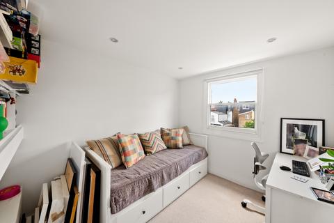 20 Studley Grange Road, London, W7 2LX