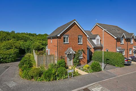 3 bedroom detached house for sale, Hill Rise, Ashford, Kent, TN25