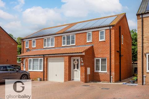 3 bedroom semi-detached house for sale, Brick Kiln Close, Great Yarmouth NR29