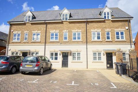 2 bedroom duplex to rent, Ayrton Close, Milton Keynes MK8