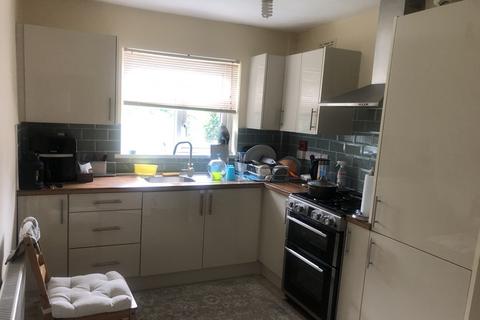 3 bedroom semi-detached house to rent, Birmingham, Birmingham B44