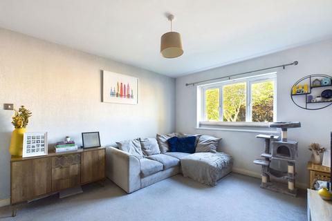 1 bedroom flat for sale, Woodsdale Court, Dominion Road, Worthing BN14 8JQ