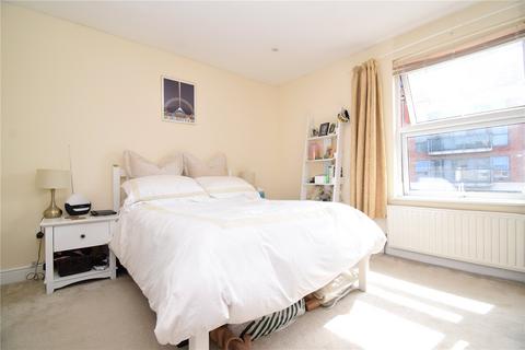 2 bedroom end of terrace house to rent, New Street, Chelmsford, Essex, CM1
