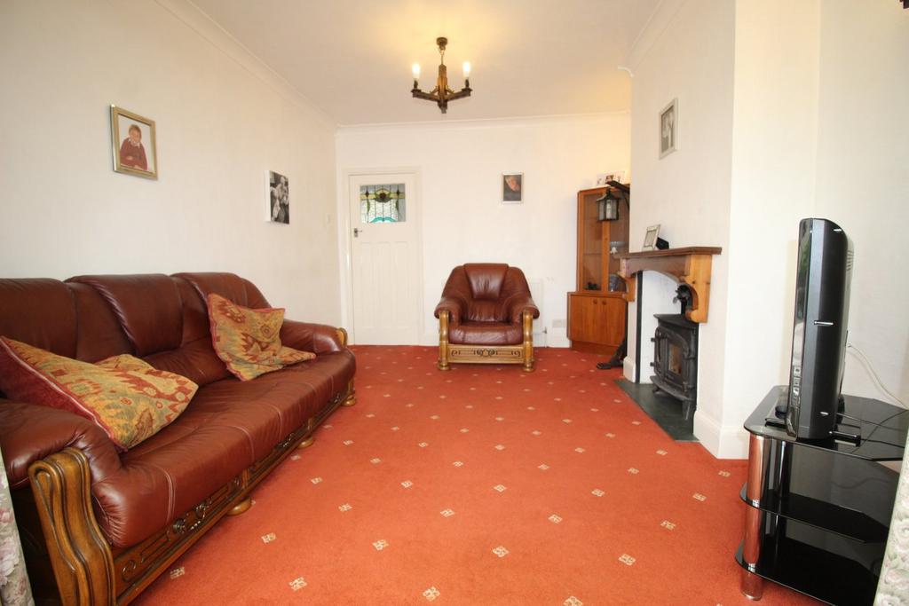 Aldridge Road, Walsall, WS4 3 bed semidetached house for sale £360,000