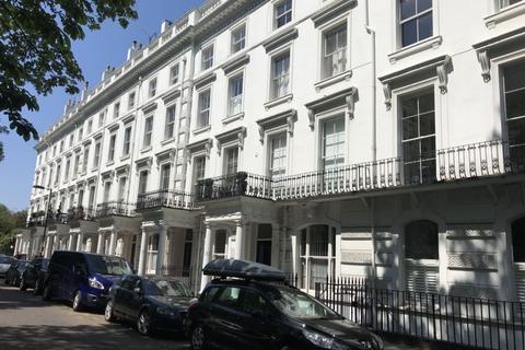 2 bedroom flat to rent, Westbourne Gardens, Royal Oak, W2