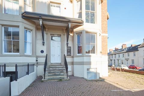 1 bedroom apartment for sale, Flat 6, 1 Abbey Terrace, Hudson Street, Whitby, North Yorkshire, YO21 3FH