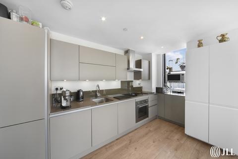 2 bedroom apartment for sale, Stratosphere Tower, Great Eastern Road, London, E15