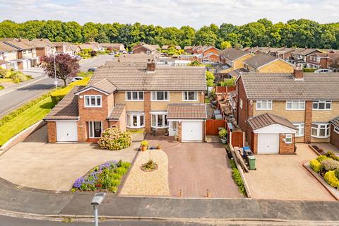 3 bedroom semi-detached house for sale, Alderton Drive, Ashton-In-Makerfield, WN4