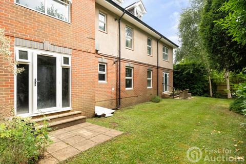 2 bedroom apartment for sale, Portsmouth Road, Camberley, Surrey