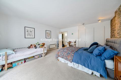 1 bedroom apartment to rent, Maidstone Buildings Mews London Bridge SE1