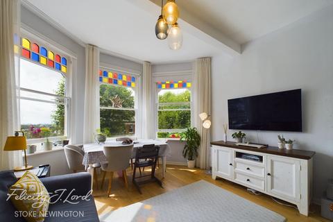 2 bedroom flat for sale, Mount View Road, London, N4