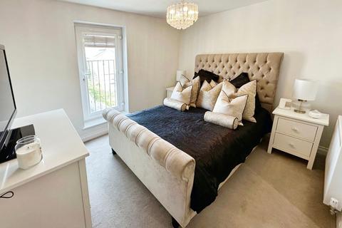 7, Elmwood Court, 1 Southend Road, Stanford-le-hope, SS17 0GE