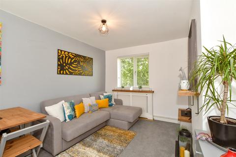 1 bedroom maisonette for sale, Greenways Walk, Crawley, West Sussex