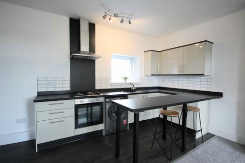 2 bedroom terraced house for sale, Rochdale Road, Greetland HX4