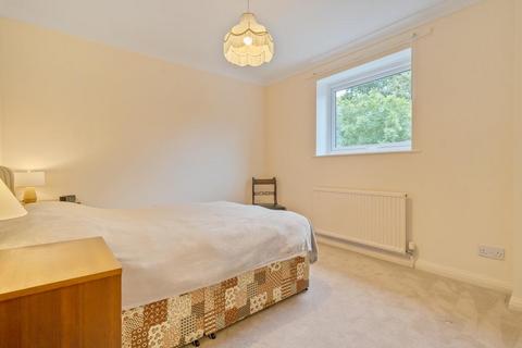 1 bedroom end of terrace house for sale, High Wycombe,  Buckinghamshire,  HP13