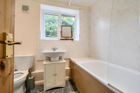 1 bedroom end of terrace house for sale, High Wycombe,  Buckinghamshire,  HP13