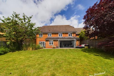 5 bedroom detached house for sale, Creslow Way, Stone, Aylesbury