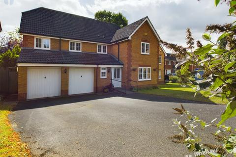 5 bedroom detached house for sale, Creslow Way, Stone, Aylesbury