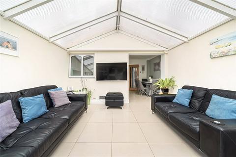 3 Dell Road, West Drayton, UB7 9HN