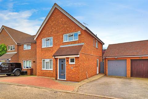 3 bedroom detached house for sale, Leeward Road, South Woodham Ferrers, Essex, CM3