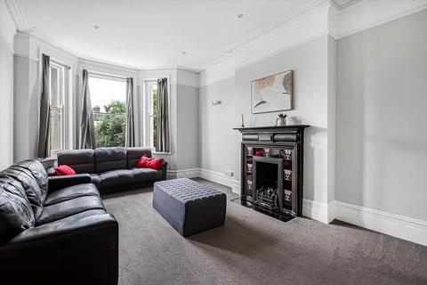 3 bedroom flat for sale, Glenshaw Mansions, London, SW9