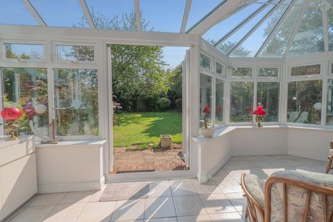 3 Abingdon Grove, Upstreet, Canterbury, CT3 4DW