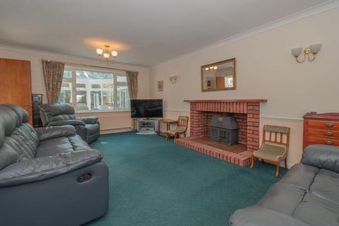 3 Abingdon Grove, Upstreet, Canterbury, CT3 4DW
