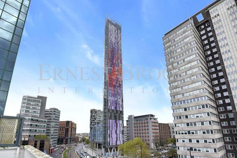 3 bedroom apartment for sale, Pinnacle Apartments, 11 Saffron Central Square, Croydon, CR0