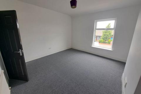 2 bedroom terraced house to rent, Chancery Lane, St Helens