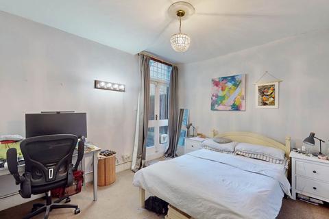 1 bedroom flat for sale, Hornsey Lane Gardens, London N6