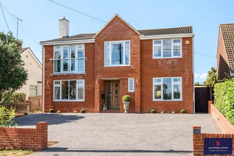 4 bedroom detached house for sale, High Street, Eggington, Leighton Buzzard, Bedfordshire, LU7