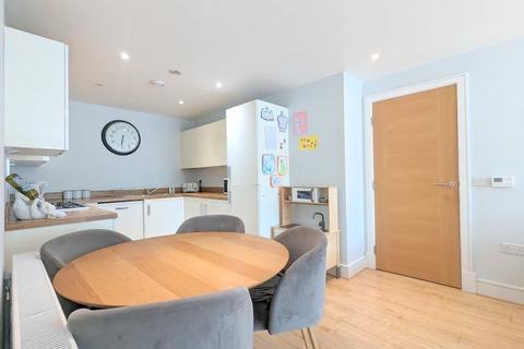 1 bedroom ground floor flat for sale, Town Lane, Stanwell, Staines-Upon-Thames, TW19