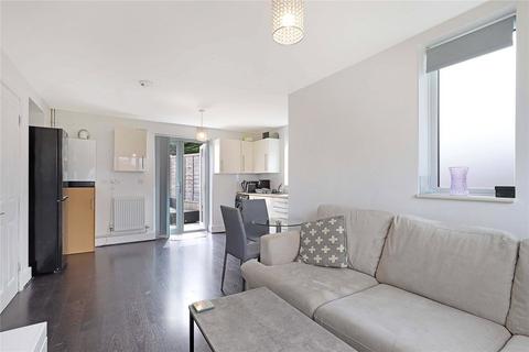 2 bedroom flat to rent, Paley Gardens, Loughton, Essex, IG10