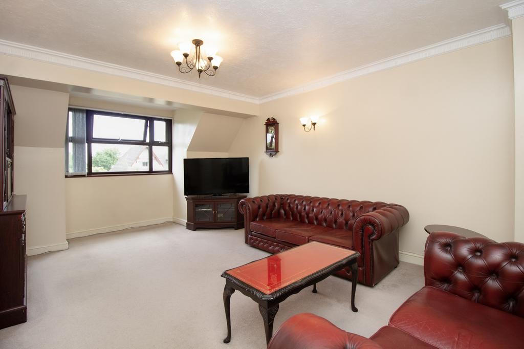 Albemarle Park, Albemarle Road... 2 bed penthouse for sale - £400,000