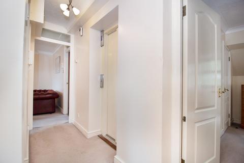 2 bedroom penthouse for sale, Albemarle Park, Albemarle Road, Beckenham, BR3