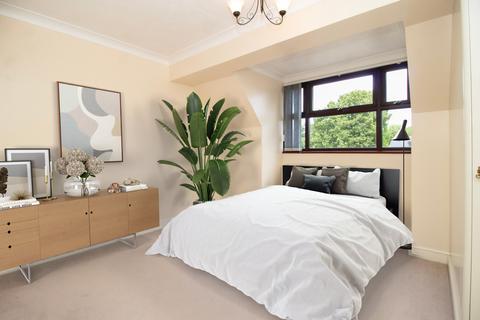 14 Albemarle Park, Beckenham, BR3 5XG