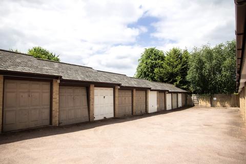 14 Albemarle Park, Beckenham, BR3 5XG