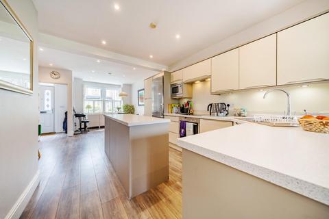 3 bedroom terraced house for sale, Bronson Road, Raynes Park