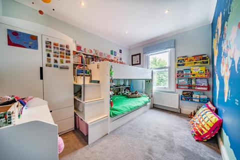 38 Bronson Road, London, SW20 8DY