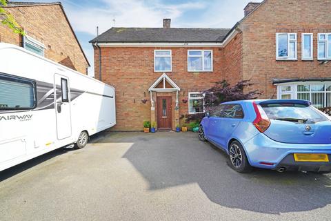 4 bedroom semi-detached house for sale, Bentley Farm Close, Bentley Heath, B93