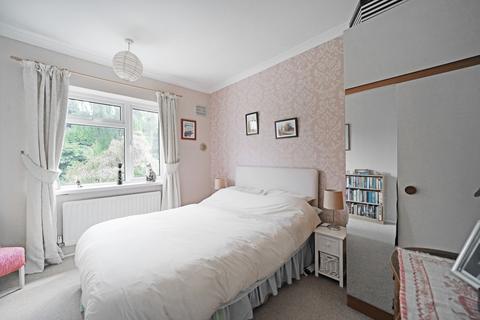 4 Bentley Farm Close, Bentley Heath, Solihull, B93 8AT