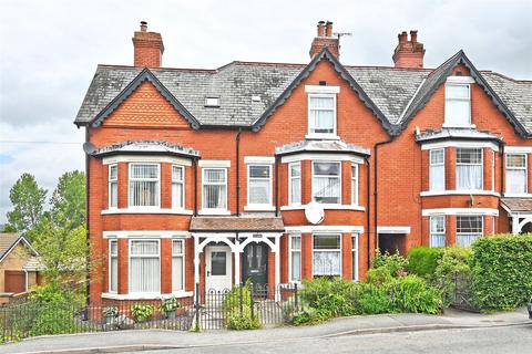 6 bedroom terraced house for sale, Dyffryn Road, Llandrindod Wells, LD1