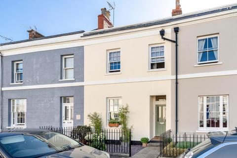 3 bedroom terraced house for sale, Cheltenham, Gloucestershire GL50